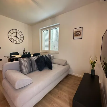 Tina Apartmán *