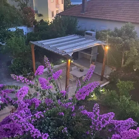 דירה Tina - & Garden Escape